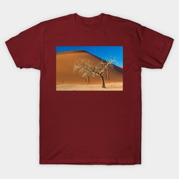 Dead Tree in front of Dune 45 T-Shirt by yairkarelic